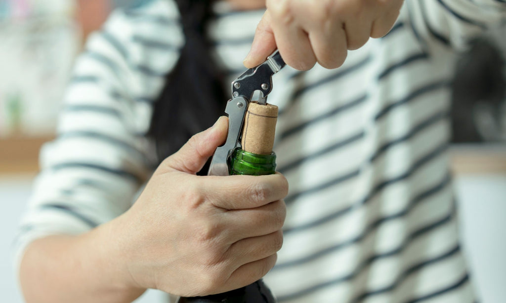 13 ways to open a bottle of wine